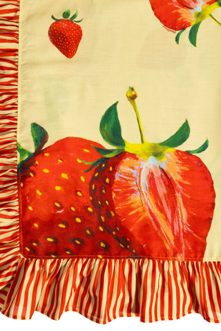 karavan clothing fashion spring summer 25 planet karavan tablecloth strawberries