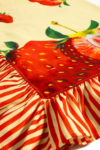 karavan clothing fashion spring summer 25 planet karavan tablecloth strawberries