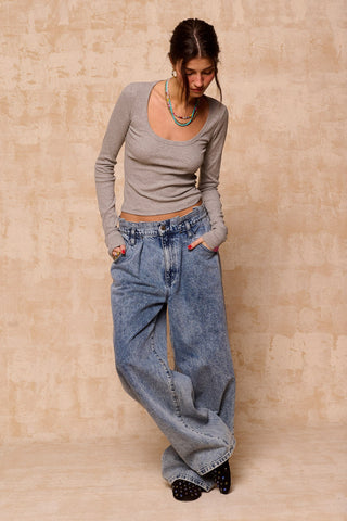 karavan clothing fashion spring summer 26 nai collection esme jeans stonewashed blue