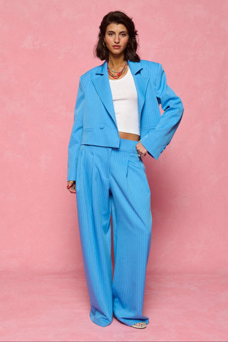 karavan clothing fashion spring summer 26 nai collection aithra blazer ciel