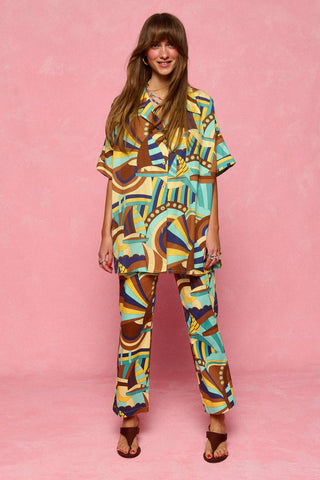 karavan clothing fashion spring summer 26 nai collection janna shirt brown abstract boat