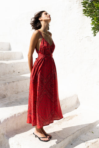 karavan clothing fashion spring summer 25 weekendwear tati dress bandana red