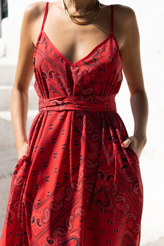 karavan clothing fashion spring summer 25 weekendwear tati dress bandana red
