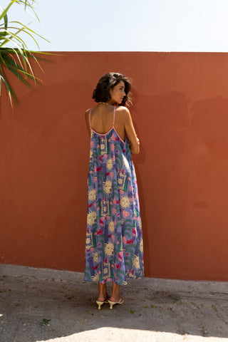 karavan clothing fashion spring summer 25 weekendwear tati dress tropical