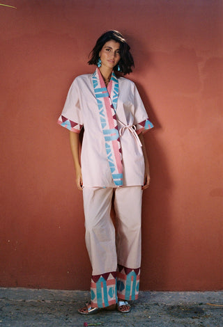 karavan clothing fashion spring summer 25 weekendwear ariadne kimono salmon native shapes