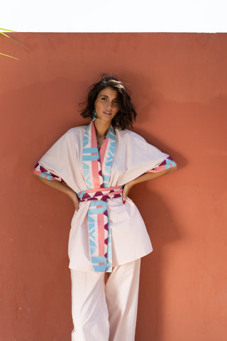 karavan clothing fashion spring summer 25 weekendwear ariadne kimono salmon native shapes