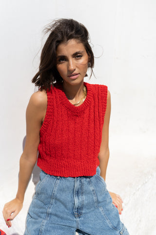 karavan clothing fashion spring summer 25 weekendwear liza crop top red