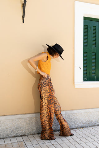 karavan clothing fashion spring summer 25 weekendwear lane trousers tiger