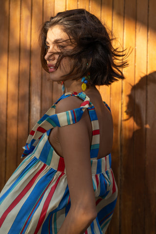 karavan clothing fashion spring summer 25 weekendwear rainbow crop top blue red ivory stripes