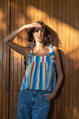 karavan clothing fashion spring summer 25 weekendwear rainbow crop top blue red ivory stripes