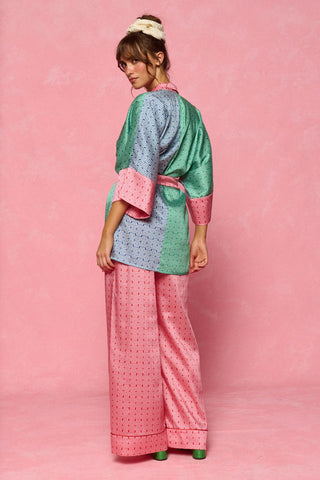 karavan clothing fashion planet homeware spring summer 26 nai collection kimono meander pink