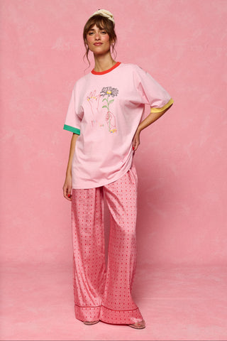 karavan clothing fashion planet homeware spring summer 26 nai collection daisies tee pink