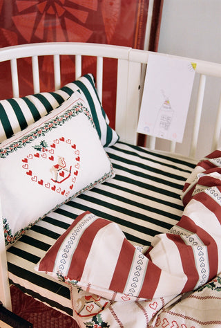 karavan clothing fashion fall winter 25 homecoming rookies collection baby fitted bed sheet christmas green stripes