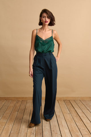 karavan clothing fashion KRVN well i did fall winter 24 25 aura top green