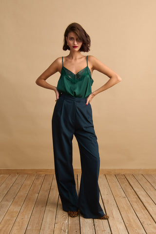 karavan clothing fashion KRVN well i did fall winter 24 25 aura top green