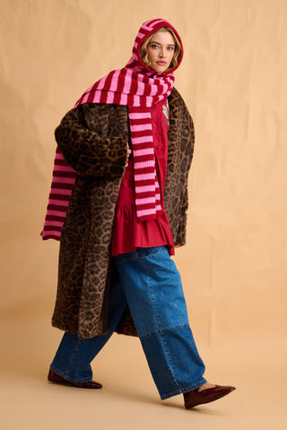 karavan clothing fashion fall winter 25 homecoming collection marina scarf pink red