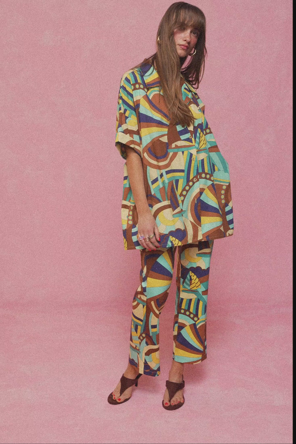 karavan clothing fashion spring summer 26 nai collection sharron trousers brown boat abstract