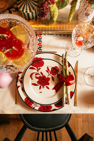 Porcelain Dessert Plate (Flowers cream/ Burgundy)